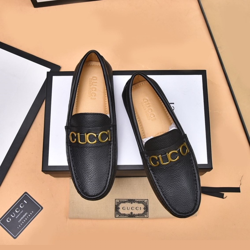 G*u*i leather shoes